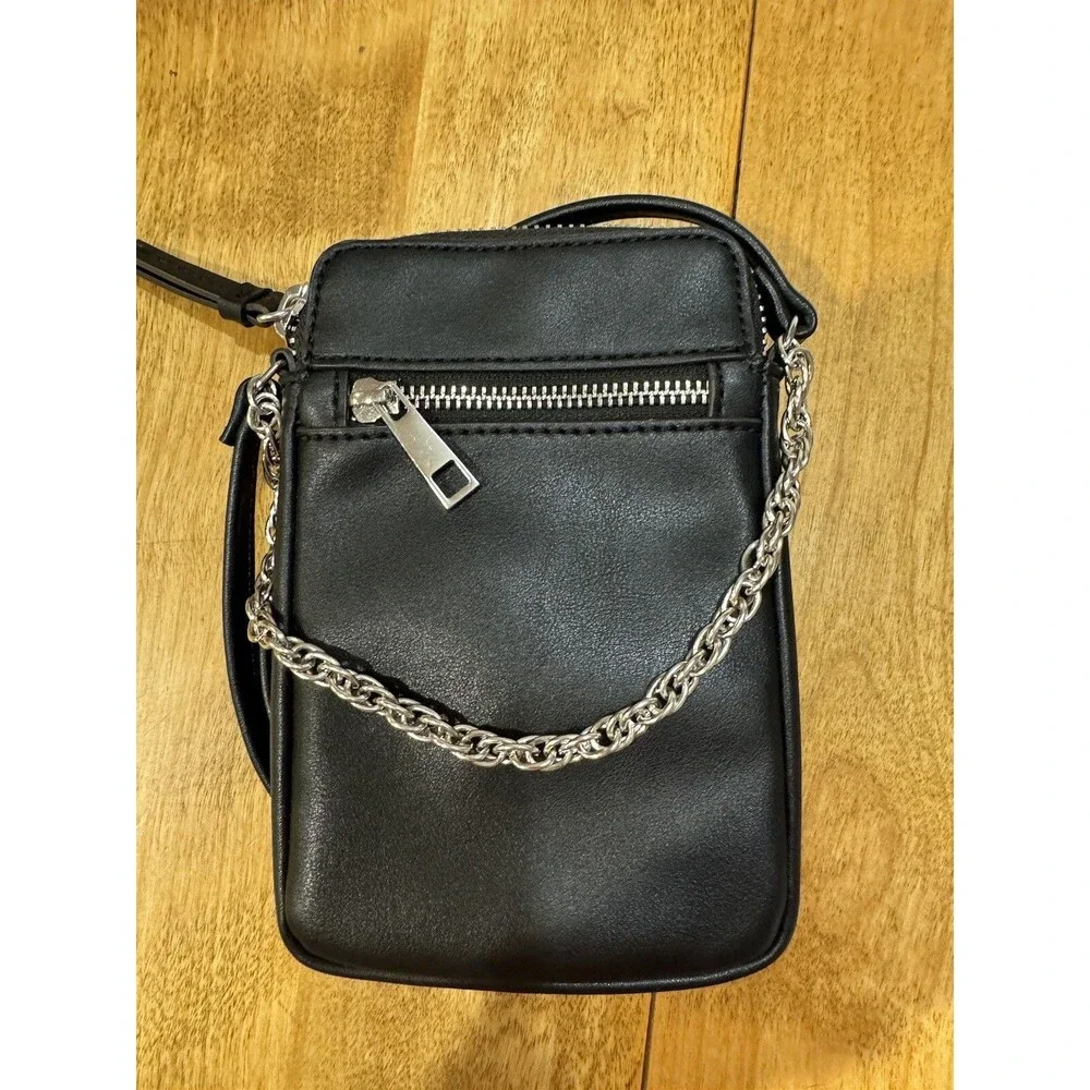 Worthington Zoe Hands-Free Crossbody bag with Silver Chain & Hardware
